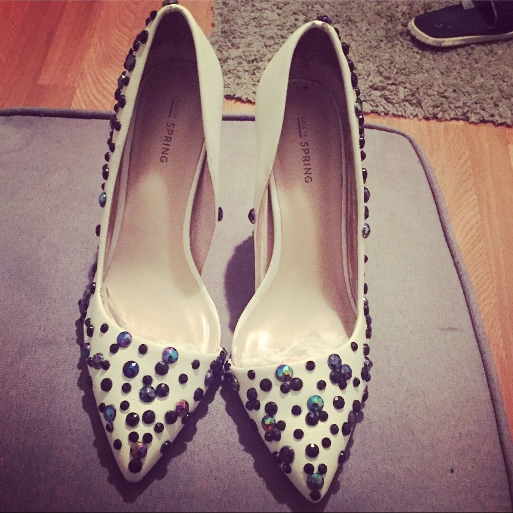 High heel shoes